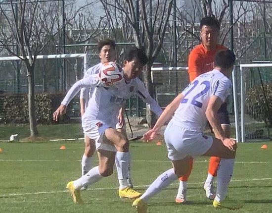 色依依视频视频在线观看